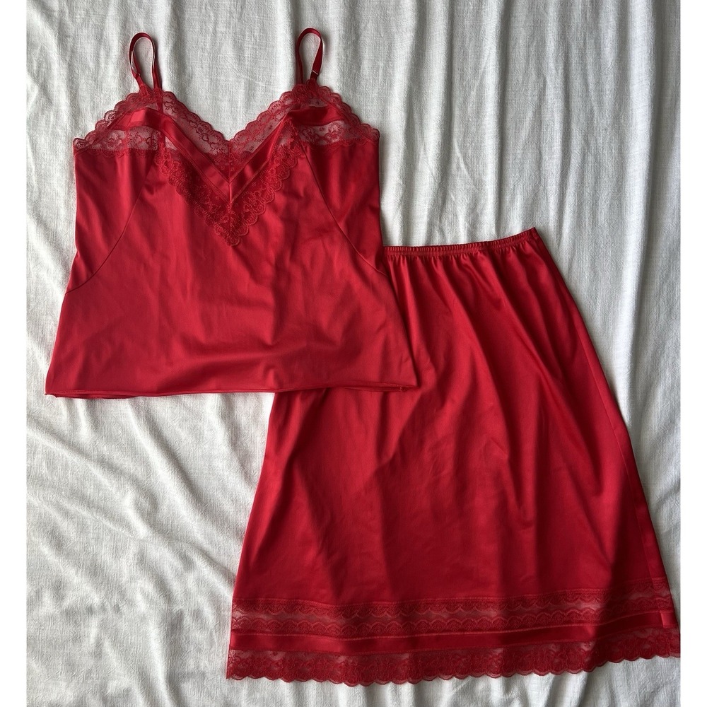 Vintage Vanity Fair Red Lace Camisole & Half Slip Set USA Size 36 Large Nylon